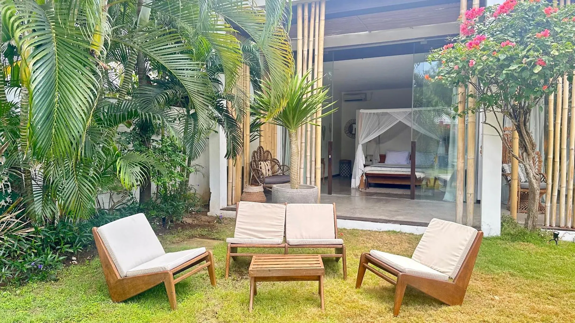 Villa Samudra & Villa Grey Damai - 6 Bedrooms Bingin Uluwatu