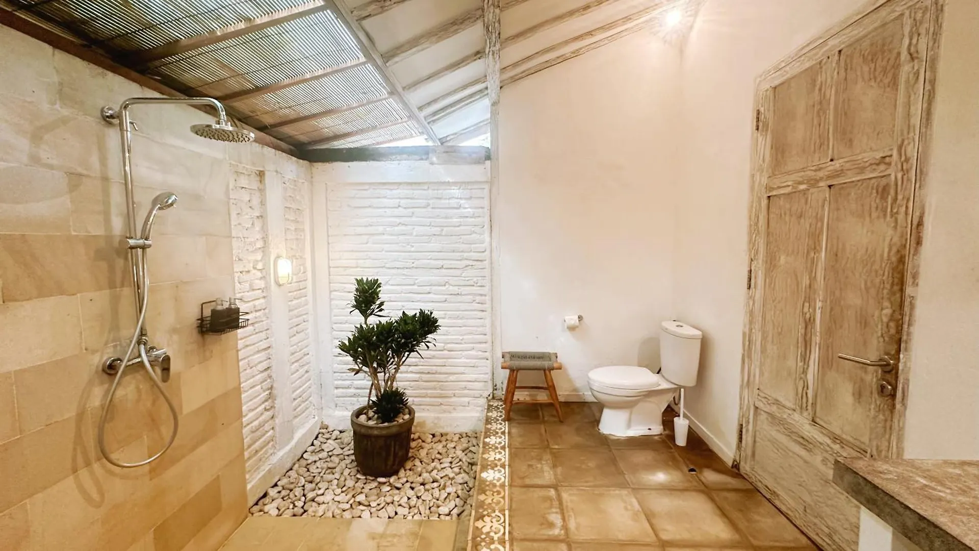Villa Samudra & Villa Grey Damai - 6 Bedrooms Bingin Uluwatu