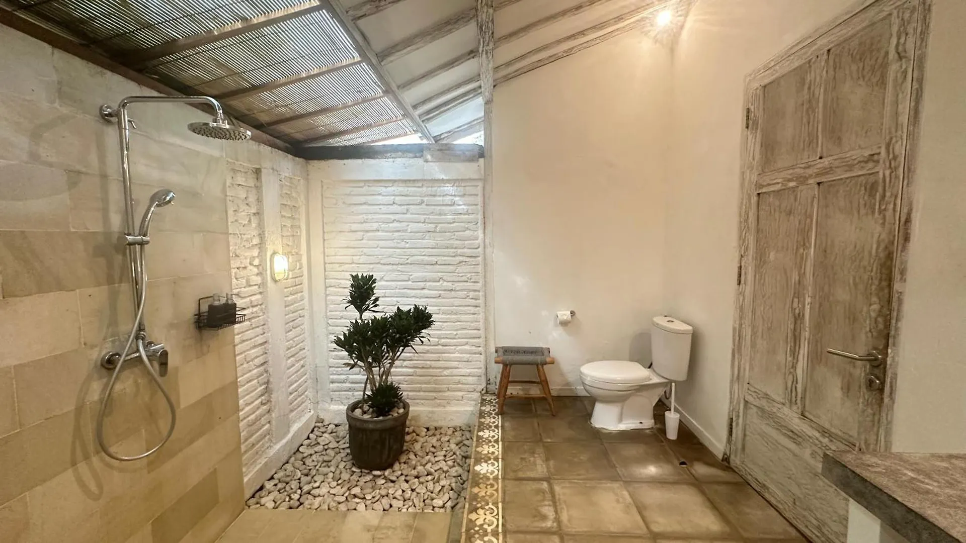 Villa Samudra & Villa Grey Damai - 6 Bedrooms Bingin Uluwatu
