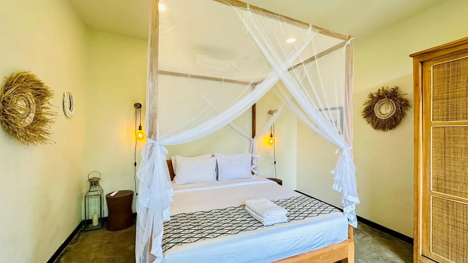 Villa Samudra & Villa Grey Damai - 6 Bedrooms Bingin Uluwatu  0*, Uluwatu (Bali) Indonesia
