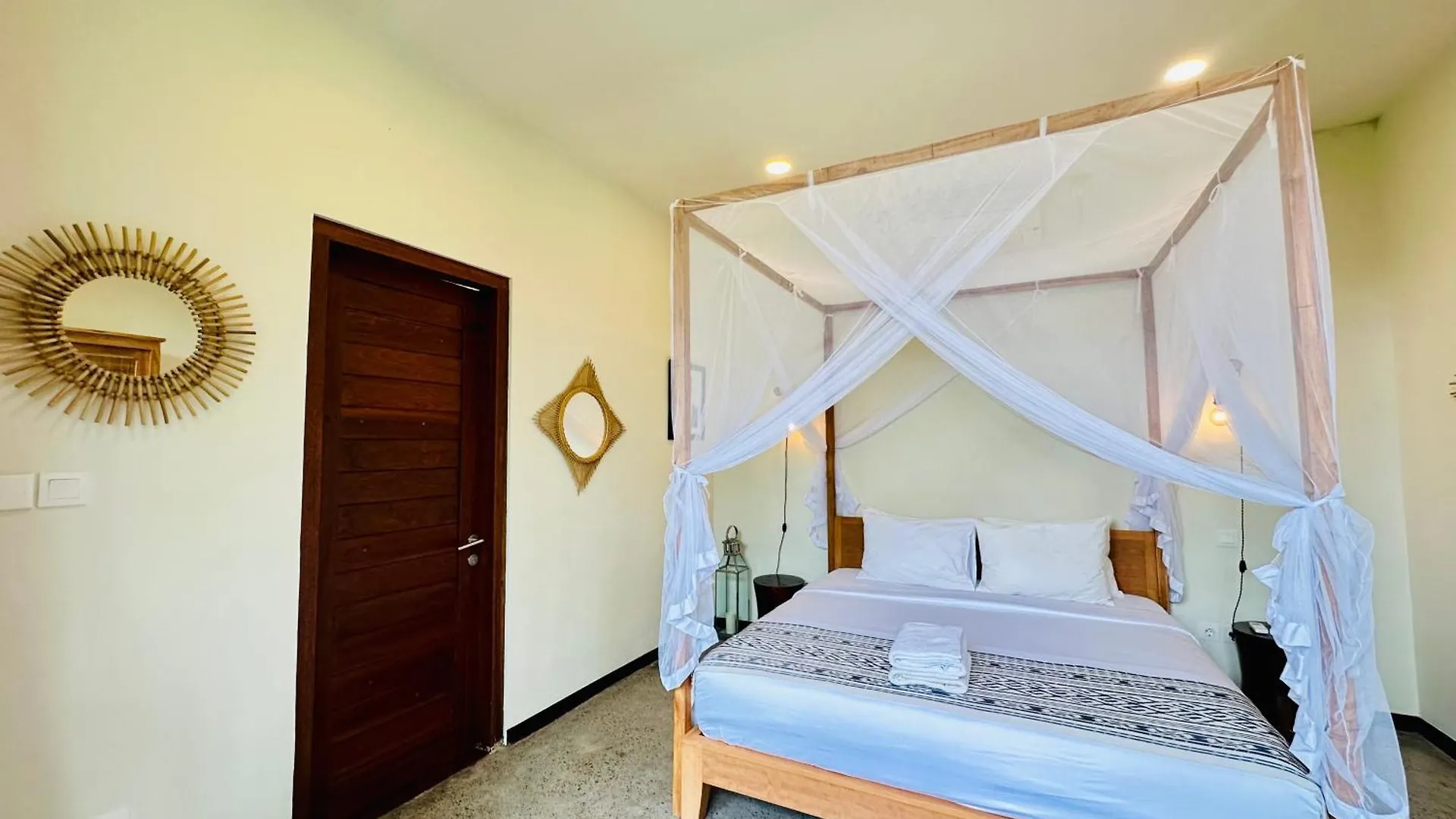 Villa Samudra & Villa Grey Damai - 6 Bedrooms Bingin Uluwatu
